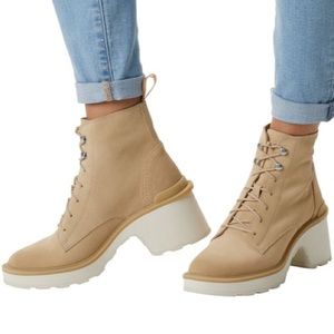 Women’s Sorel Hi-Line Heel Lace Boot - Size 8